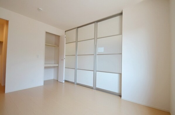 ルミエール木崎の物件内観写真